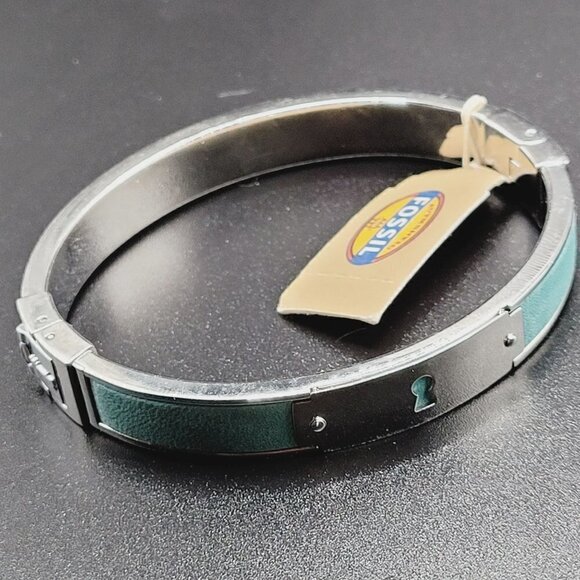 FOSSIL Oval Bangle Bracelet Silver Tone Blue Leather Casual Everyday Jewelry NWT - Picture 8 of 9